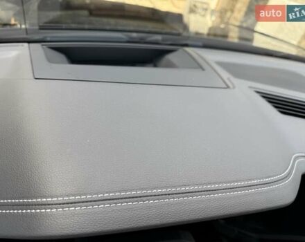 Чорний Фольксваген Туарег, об'ємом двигуна 2.97 л та пробігом 90 тис. км за 81383 $, фото 17 на Automoto.ua