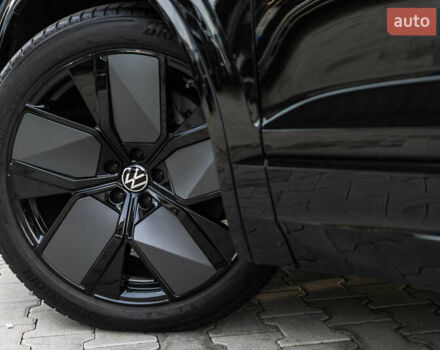 Черный Фольксваген Туарег, объемом двигателя 2.99 л и пробегом 27 тыс. км за 85500 $, фото 7 на Automoto.ua