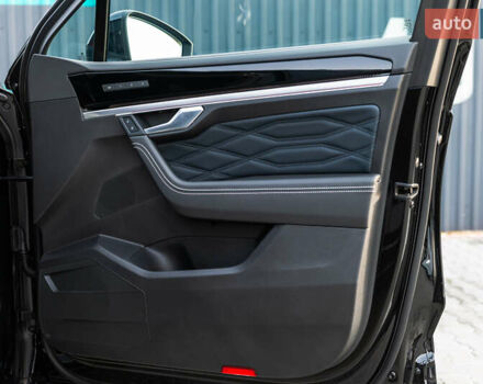 Черный Фольксваген Туарег, объемом двигателя 2.99 л и пробегом 27 тыс. км за 85500 $, фото 35 на Automoto.ua