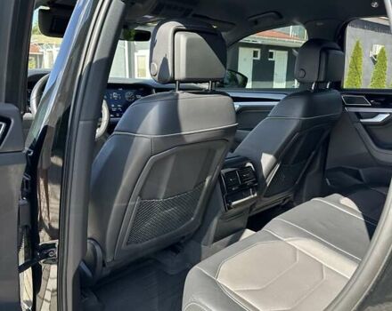 Чорний Фольксваген Туарег, об'ємом двигуна 3 л та пробігом 207 тис. км за 67500 $, фото 14 на Automoto.ua