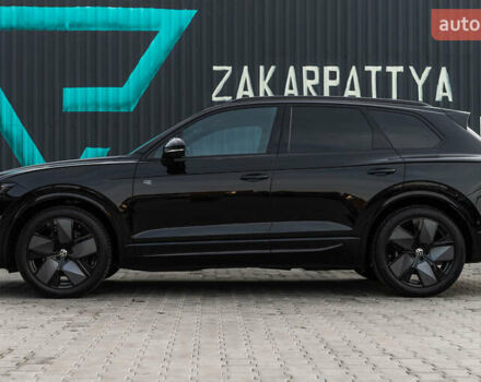 Черный Фольксваген Туарег, объемом двигателя 2.99 л и пробегом 27 тыс. км за 85500 $, фото 15 на Automoto.ua