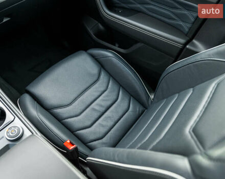 Черный Фольксваген Туарег, объемом двигателя 2.99 л и пробегом 27 тыс. км за 85500 $, фото 41 на Automoto.ua