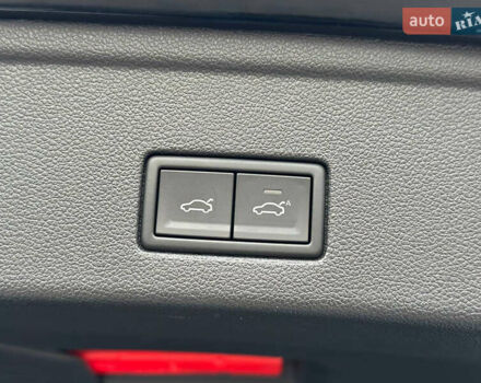 Черный Фольксваген Туарег, объемом двигателя 2.99 л и пробегом 18 тыс. км за 82999 $, фото 74 на Automoto.ua