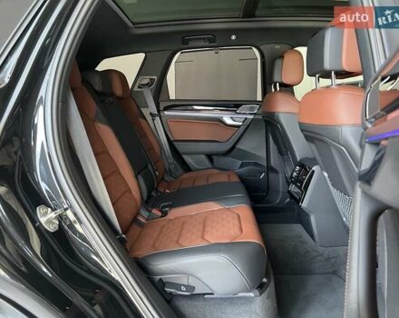 Черный Фольксваген Туарег, объемом двигателя 2.97 л и пробегом 1 тыс. км за 83900 $, фото 23 на Automoto.ua