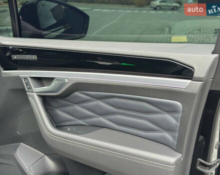 Черный Фольксваген Туарег, объемом двигателя 2.99 л и пробегом 18 тыс. км за 82999 $, фото 32 на Automoto.ua