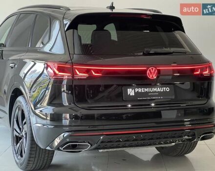 Черный Фольксваген Туарег, объемом двигателя 2.97 л и пробегом 1 тыс. км за 83900 $, фото 10 на Automoto.ua