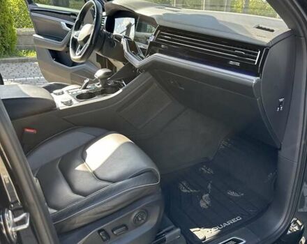 Чорний Фольксваген Туарег, об'ємом двигуна 3 л та пробігом 207 тис. км за 67500 $, фото 23 на Automoto.ua