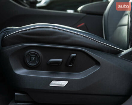 Чорний Фольксваген Туарег, об'ємом двигуна 2.99 л та пробігом 22 тис. км за 85500 $, фото 29 на Automoto.ua