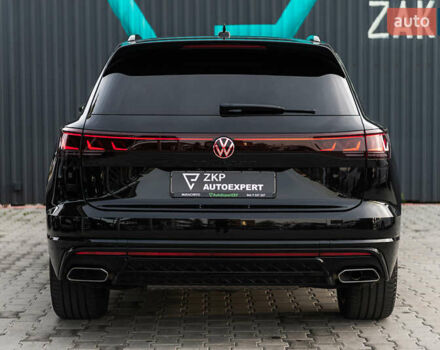 Черный Фольксваген Туарег, объемом двигателя 2.99 л и пробегом 27 тыс. км за 85500 $, фото 8 на Automoto.ua