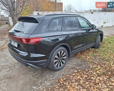 Черный Фольксваген Туарег, объемом двигателя 2.97 л и пробегом 101 тыс. км за 63900 $, фото 24 на Automoto.ua