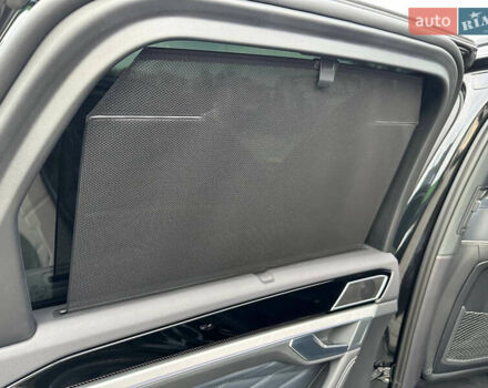 Черный Фольксваген Туарег, объемом двигателя 2.99 л и пробегом 18 тыс. км за 82999 $, фото 26 на Automoto.ua