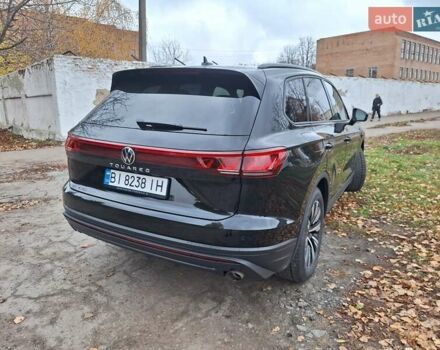 Черный Фольксваген Туарег, объемом двигателя 2.97 л и пробегом 101 тыс. км за 63900 $, фото 22 на Automoto.ua