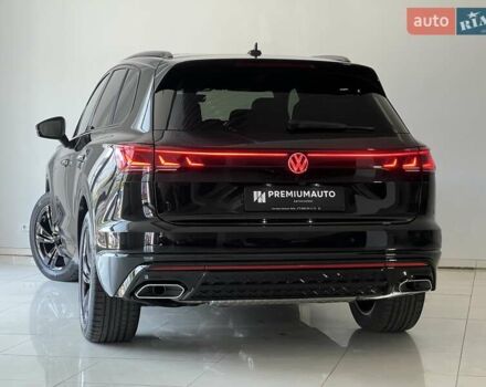 Черный Фольксваген Туарег, объемом двигателя 2.97 л и пробегом 1 тыс. км за 83900 $, фото 7 на Automoto.ua
