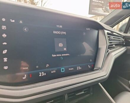 Черный Фольксваген Туарег, объемом двигателя 2.97 л и пробегом 101 тыс. км за 63900 $, фото 26 на Automoto.ua