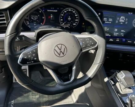 Чорний Фольксваген Туарег, об'ємом двигуна 3 л та пробігом 207 тис. км за 67500 $, фото 28 на Automoto.ua