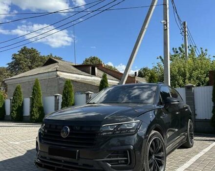 Чорний Фольксваген Туарег, об'ємом двигуна 3 л та пробігом 207 тис. км за 67500 $, фото 1 на Automoto.ua