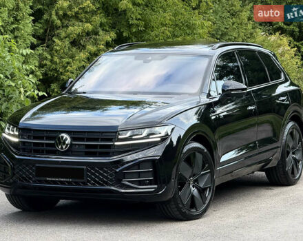 Черный Фольксваген Туарег, объемом двигателя 3 л и пробегом 4 тыс. км за 89950 $, фото 126 на Automoto.ua