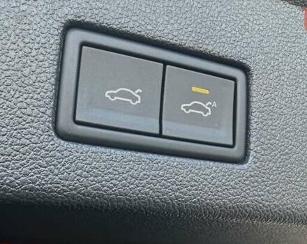 Черный Фольксваген Туарег, объемом двигателя 2.97 л и пробегом 4 тыс. км за 92900 $, фото 37 на Automoto.ua