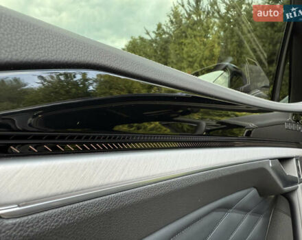 Черный Фольксваген Туарег, объемом двигателя 3 л и пробегом 4 тыс. км за 89950 $, фото 40 на Automoto.ua