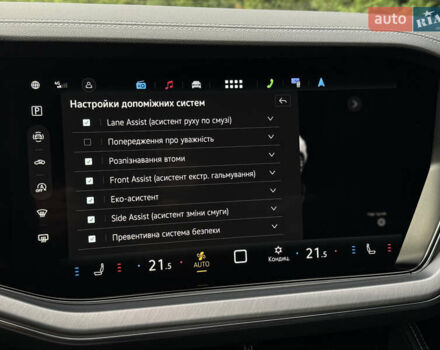Черный Фольксваген Туарег, объемом двигателя 3 л и пробегом 4 тыс. км за 89950 $, фото 69 на Automoto.ua