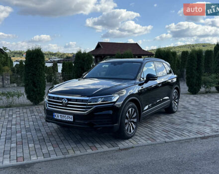 Чорний Фольксваген Туарег, об'ємом двигуна 2.97 л та пробігом 1 тис. км за 75000 $, фото 3 на Automoto.ua