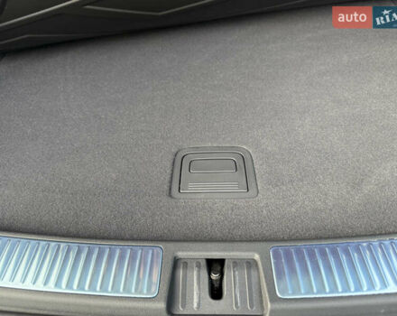 Черный Фольксваген Туарег, объемом двигателя 3 л и пробегом 4 тыс. км за 89950 $, фото 110 на Automoto.ua