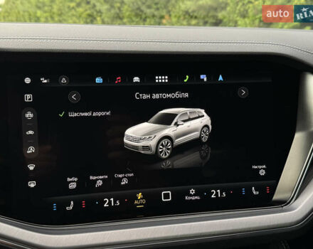 Черный Фольксваген Туарег, объемом двигателя 3 л и пробегом 4 тыс. км за 89950 $, фото 68 на Automoto.ua