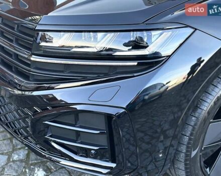 Черный Фольксваген Туарег, объемом двигателя 2.97 л и пробегом 4 тыс. км за 92900 $, фото 7 на Automoto.ua