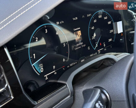 Чорний Фольксваген Туарег, об'ємом двигуна 2.97 л та пробігом 1 тис. км за 75000 $, фото 30 на Automoto.ua