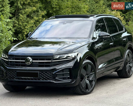 Черный Фольксваген Туарег, объемом двигателя 3 л и пробегом 4 тыс. км за 89950 $, фото 114 на Automoto.ua