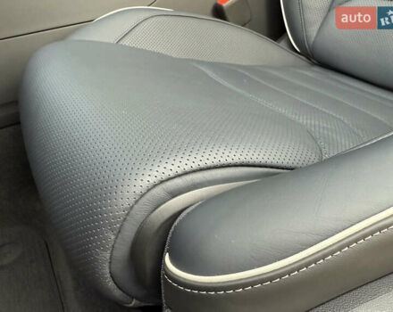 Черный Фольксваген Туарег, объемом двигателя 3 л и пробегом 4 тыс. км за 89950 $, фото 55 на Automoto.ua