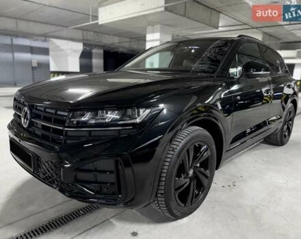 Черный Фольксваген Туарег, объемом двигателя 2.97 л и пробегом 2 тыс. км за 93000 $, фото 2 на Automoto.ua