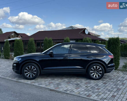 Чорний Фольксваген Туарег, об'ємом двигуна 2.97 л та пробігом 1 тис. км за 75000 $, фото 4 на Automoto.ua