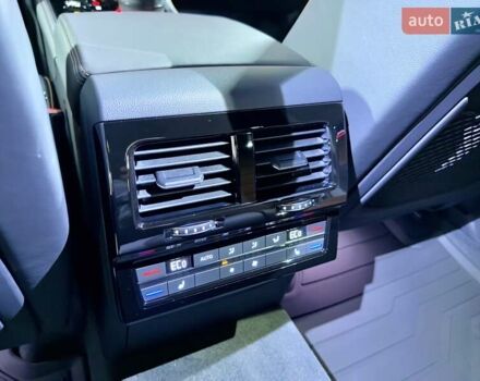 Черный Фольксваген Туарег, объемом двигателя 2.97 л и пробегом 2 тыс. км за 93000 $, фото 34 на Automoto.ua