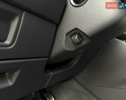 Черный Фольксваген Туарег, объемом двигателя 3 л и пробегом 4 тыс. км за 89950 $, фото 46 на Automoto.ua