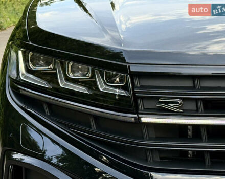 Черный Фольксваген Туарег, объемом двигателя 3 л и пробегом 4 тыс. км за 89950 $, фото 6 на Automoto.ua