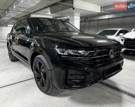 Черный Фольксваген Туарег, объемом двигателя 2.97 л и пробегом 2 тыс. км за 93000 $, фото 20 на Automoto.ua