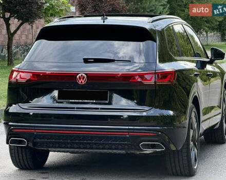 Черный Фольксваген Туарег, объемом двигателя 3 л и пробегом 4 тыс. км за 89950 $, фото 26 на Automoto.ua