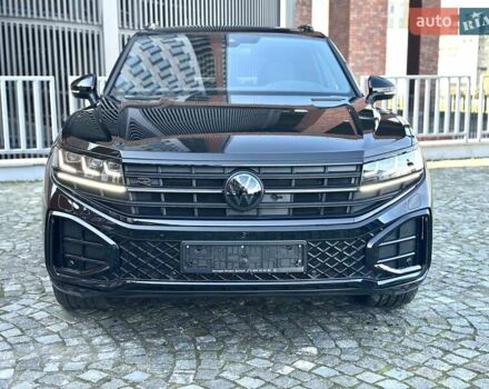 Черный Фольксваген Туарег, объемом двигателя 2.97 л и пробегом 4 тыс. км за 92900 $, фото 4 на Automoto.ua