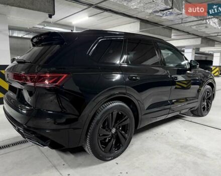 Черный Фольксваген Туарег, объемом двигателя 2.97 л и пробегом 2 тыс. км за 93000 $, фото 14 на Automoto.ua