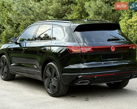 Черный Фольксваген Туарег, объемом двигателя 3 л и пробегом 4 тыс. км за 89950 $, фото 20 на Automoto.ua