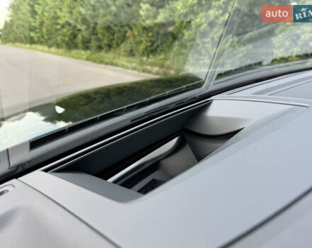 Черный Фольксваген Туарег, объемом двигателя 3 л и пробегом 4 тыс. км за 89950 $, фото 53 на Automoto.ua