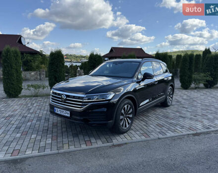 Чорний Фольксваген Туарег, об'ємом двигуна 2.97 л та пробігом 1 тис. км за 75000 $, фото 1 на Automoto.ua