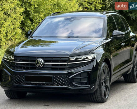 Черный Фольксваген Туарег, объемом двигателя 3 л и пробегом 4 тыс. км за 89950 $, фото 34 на Automoto.ua