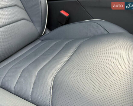 Черный Фольксваген Туарег, объемом двигателя 3 л и пробегом 4 тыс. км за 89950 $, фото 85 на Automoto.ua