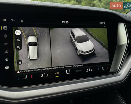 Черный Фольксваген Туарег, объемом двигателя 3 л и пробегом 4 тыс. км за 89950 $, фото 76 на Automoto.ua