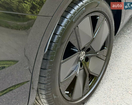 Черный Фольксваген Туарег, объемом двигателя 3 л и пробегом 4 тыс. км за 89950 $, фото 29 на Automoto.ua