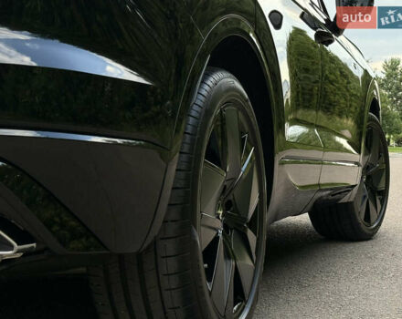 Черный Фольксваген Туарег, объемом двигателя 3 л и пробегом 4 тыс. км за 89950 $, фото 129 на Automoto.ua