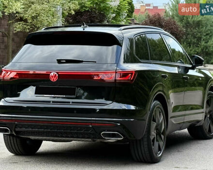 Черный Фольксваген Туарег, объемом двигателя 3 л и пробегом 4 тыс. км за 89950 $, фото 117 на Automoto.ua