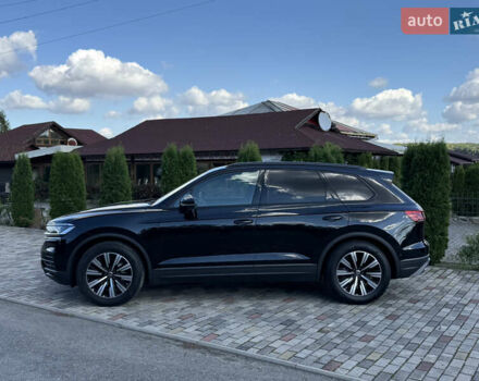 Чорний Фольксваген Туарег, об'ємом двигуна 2.97 л та пробігом 1 тис. км за 75000 $, фото 5 на Automoto.ua